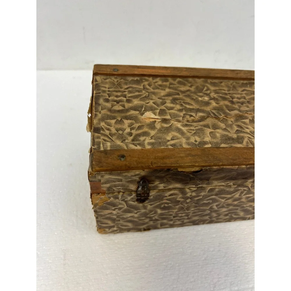 Wood Dollhouse Steamer Trunk Miniature Antique Storage Box Chest SALESMAN SAMPLE